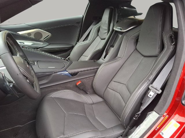 Used 2025 Chevrolet Corvette Stingray Preferred Cpe w/ Battery Protection Package RWD image 9