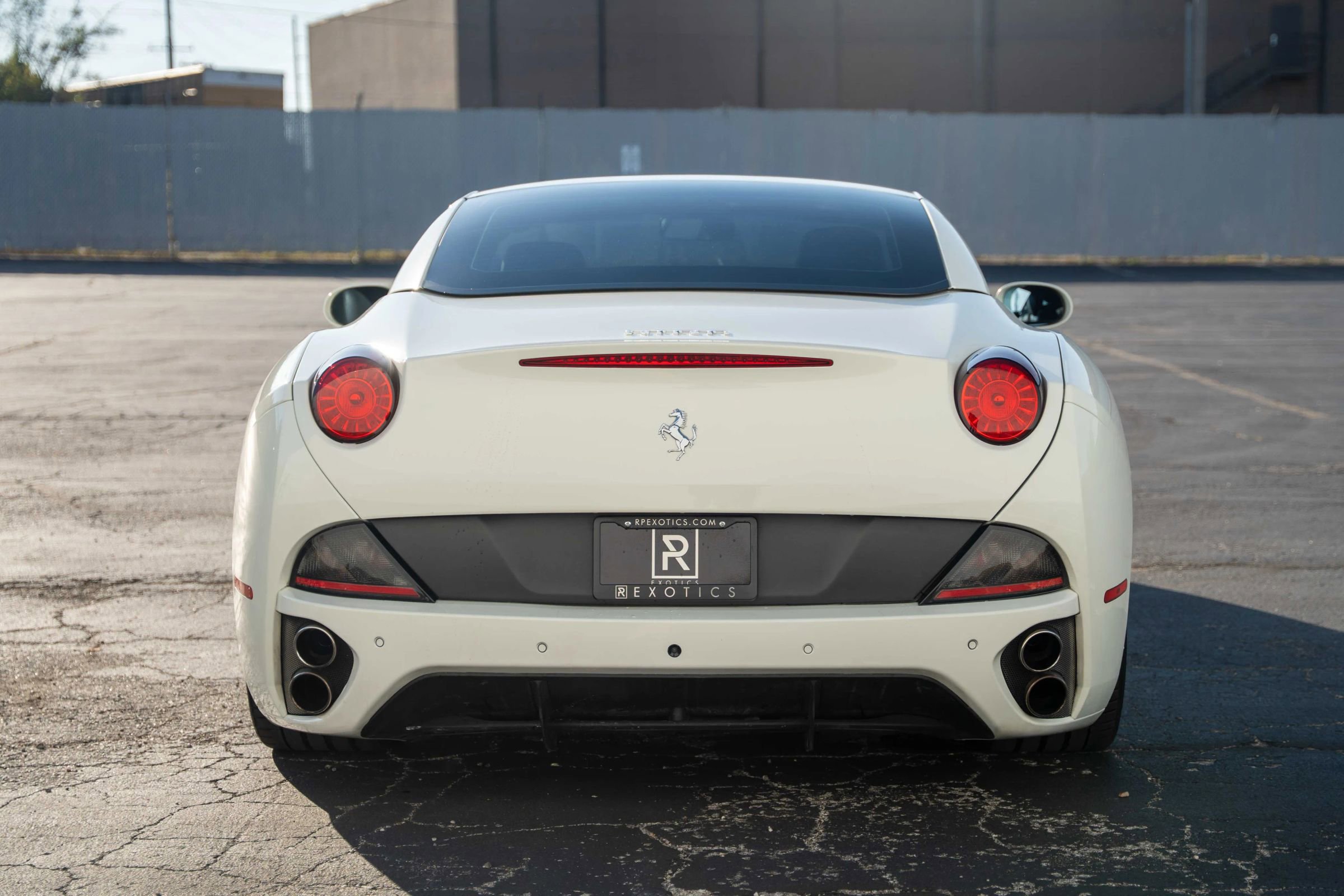 Used 2014 Ferrari California image 10