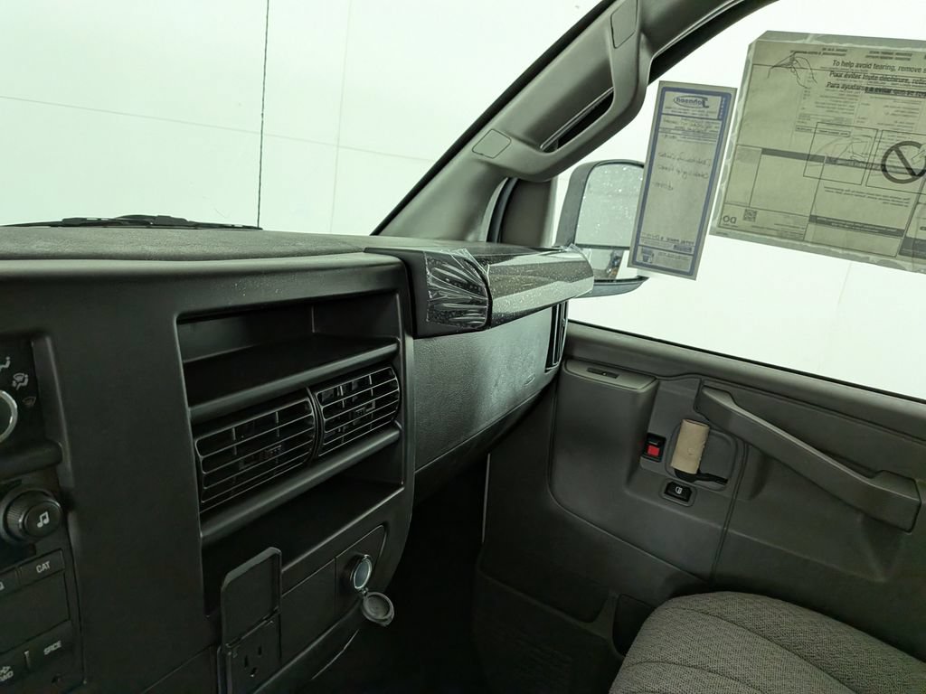 New 2026 Chevrolet Express 2500 w/ Driver Convenience Package RWD image 26