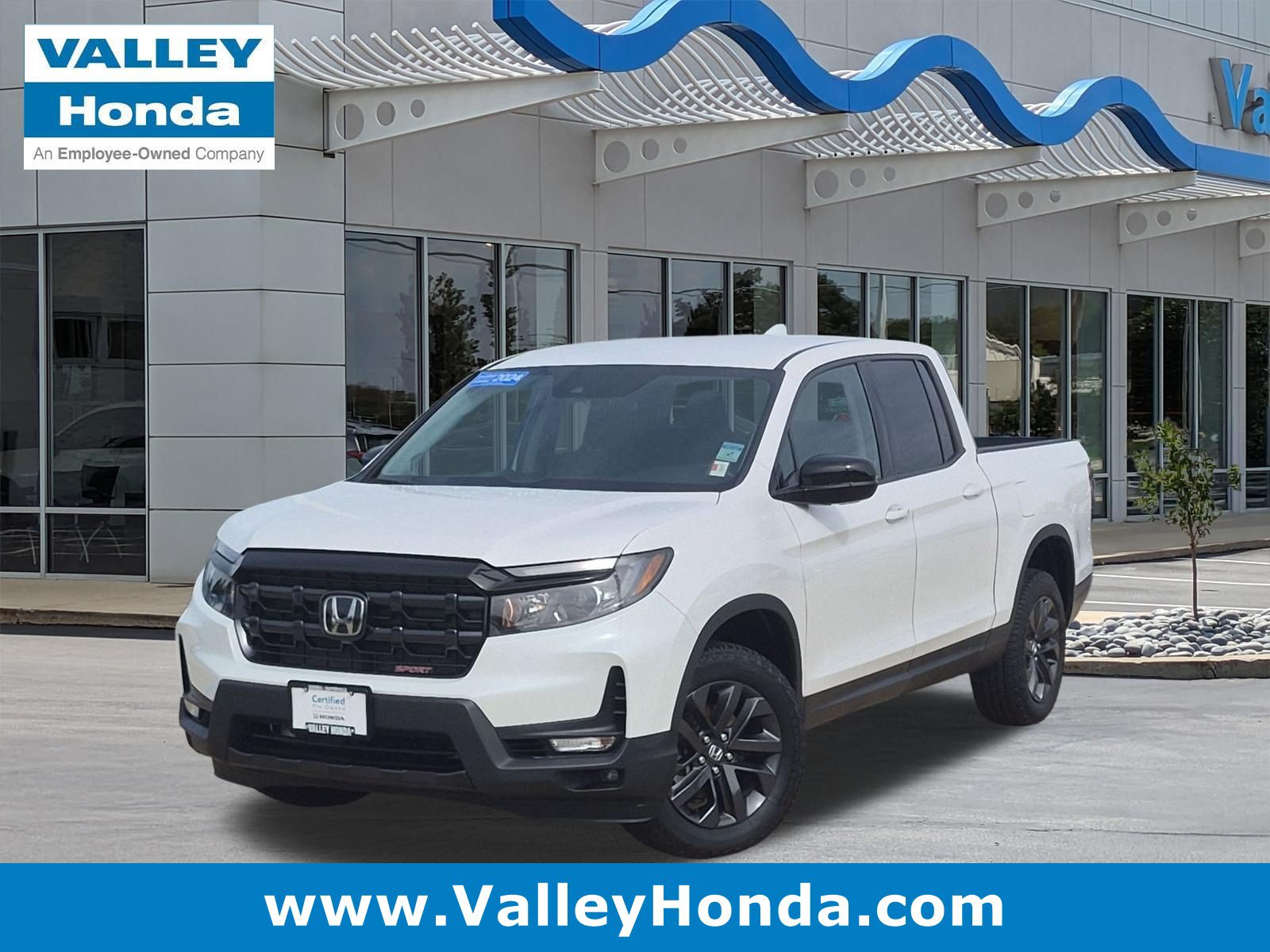 Certified 2024 Honda Ridgeline Sport image 1