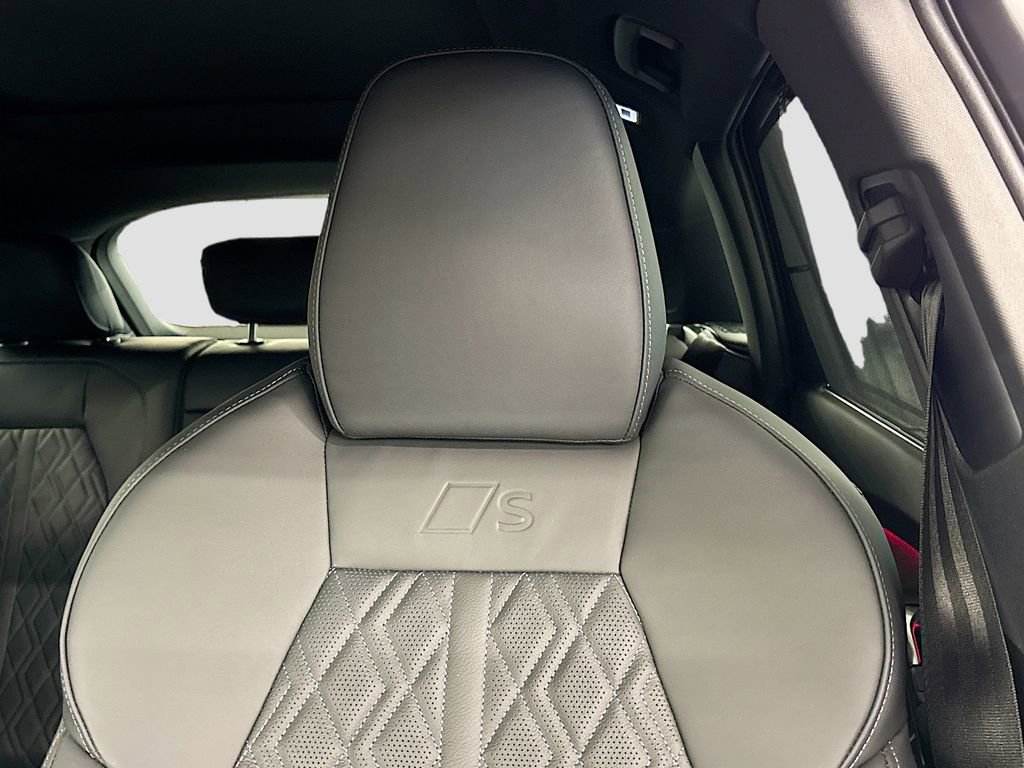 New 2026 Audi SQ5 Premium Plus image 18