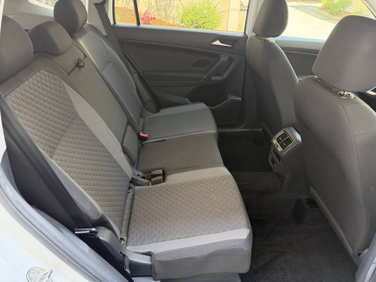 Used 2018 Volkswagen Tiguan S AWD/4WD image 10