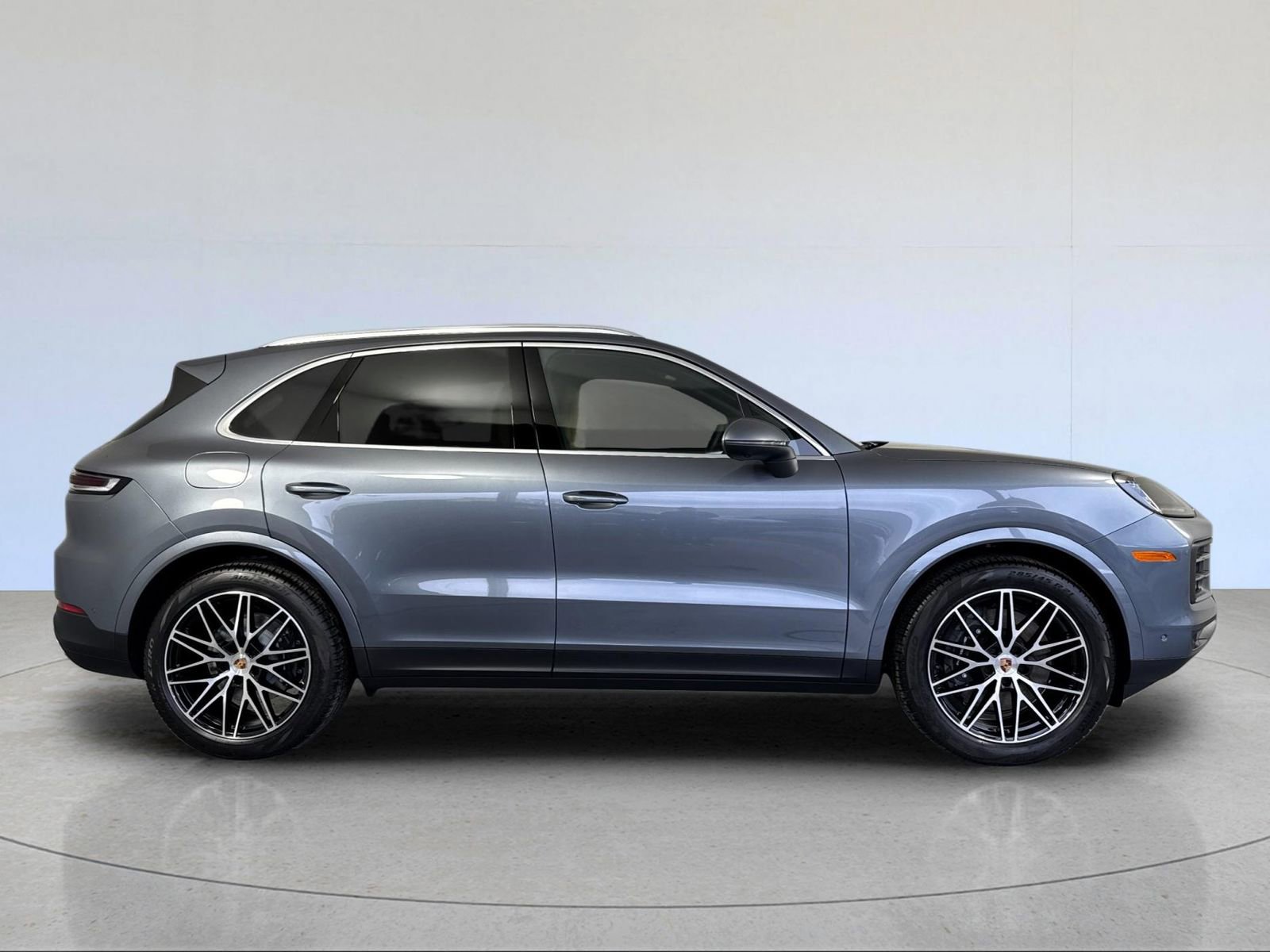 New 2026 Porsche Cayenne image 9