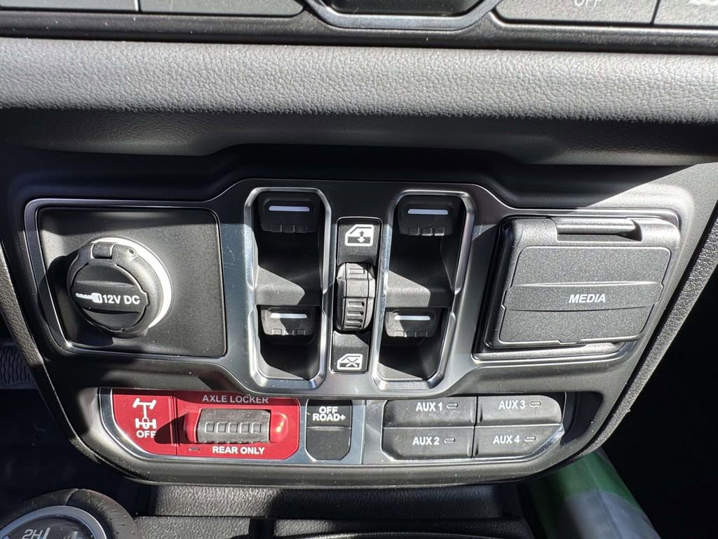 New 2026 Jeep Gladiator Mojave AWD/4WD image 18