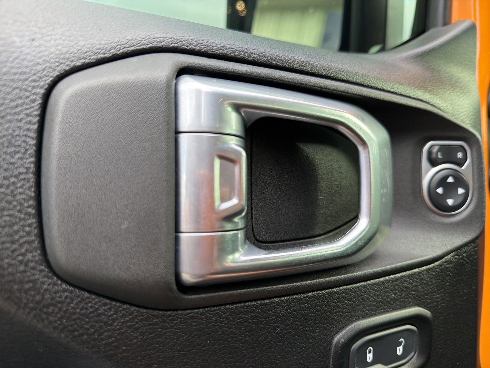 Used 2021 Jeep Wrangler Sport S image 81