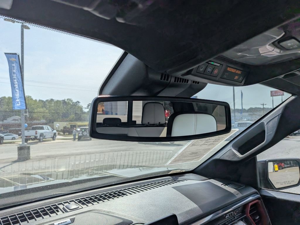 Used 2024 GMC Canyon AT4X image 26