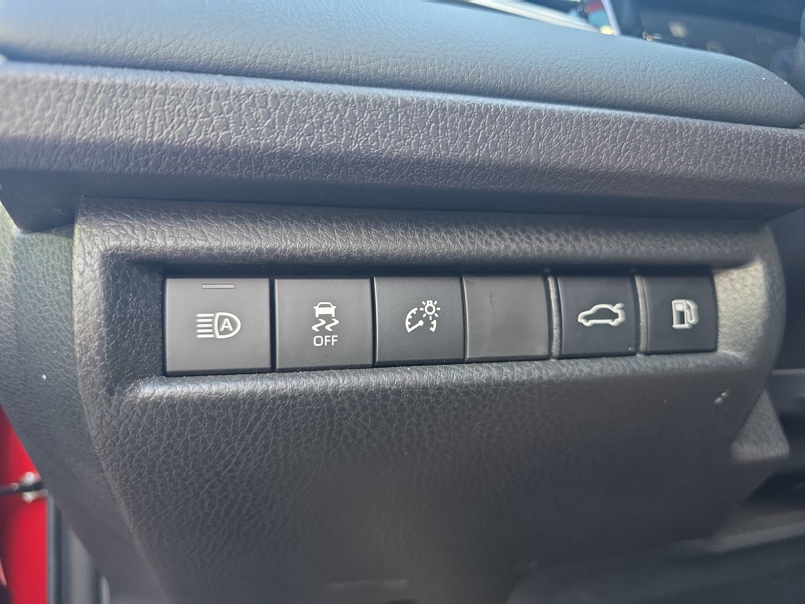 Used 2026 Toyota Camry XSE w/ Premium Package FWD image 25
