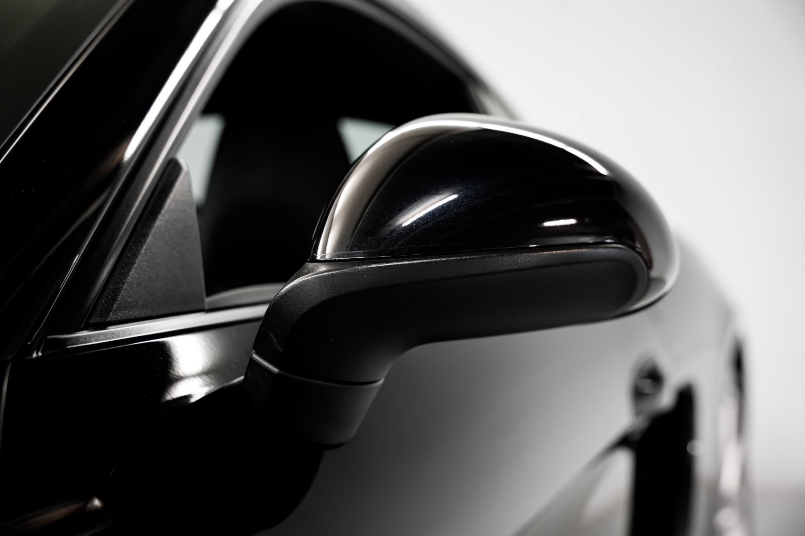 Used 2015 Porsche Cayman S RWD image 30