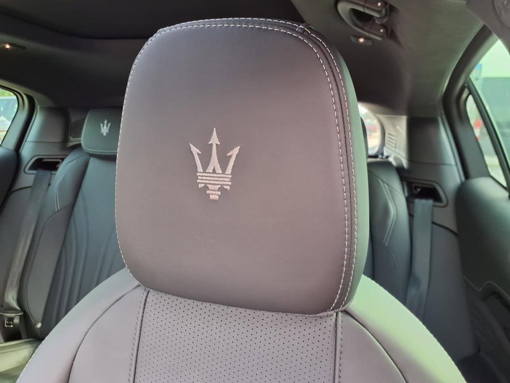New 2025 Maserati Grecale Modena image 16