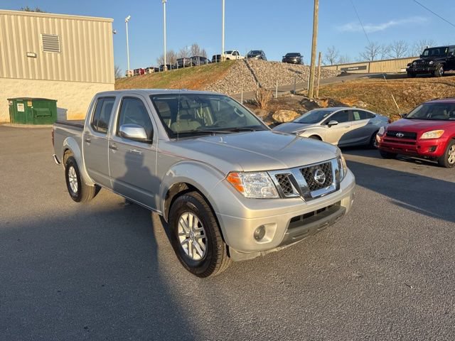 Used 2014 Nissan Frontier SV RWD image 2