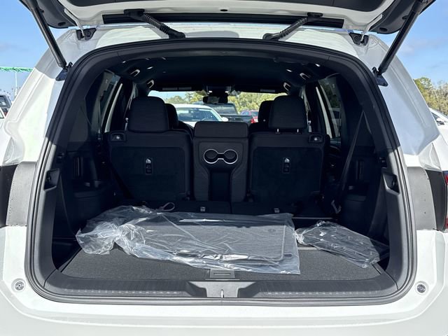 New 2026 Honda Pilot Sport image 16