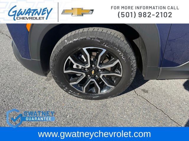 Used 2022 Chevrolet TrailBlazer ACTIV w/ Sun and Liftgate Package image 9