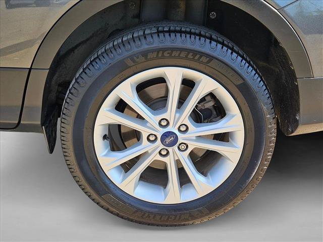 Used 2019 Ford Escape SEL FWD image 23