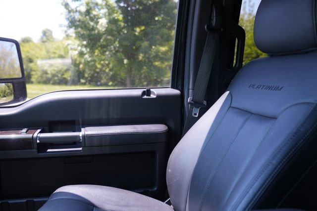 Used 2015 Ford F250 Platinum w/ FX4 Off-Road Package AWD/4WD image 35