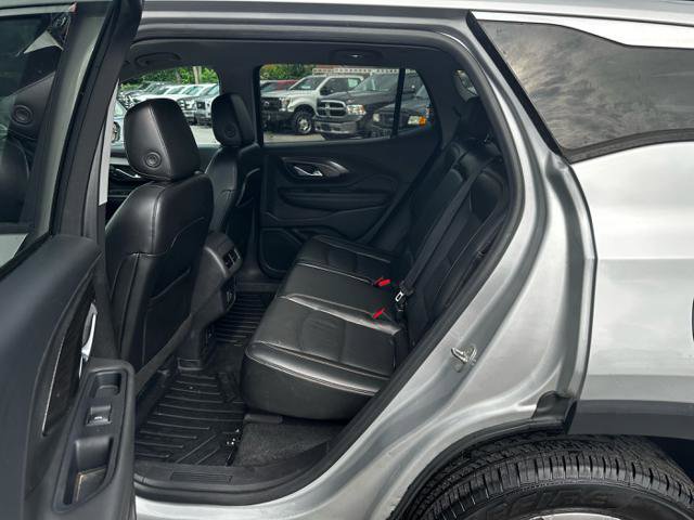 Used 2019 GMC Terrain SLT w/ Preferred Package image 12