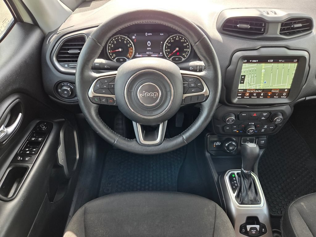 Certified 2022 Jeep Renegade Latitude w/ Convenience Group AWD/4WD image 16