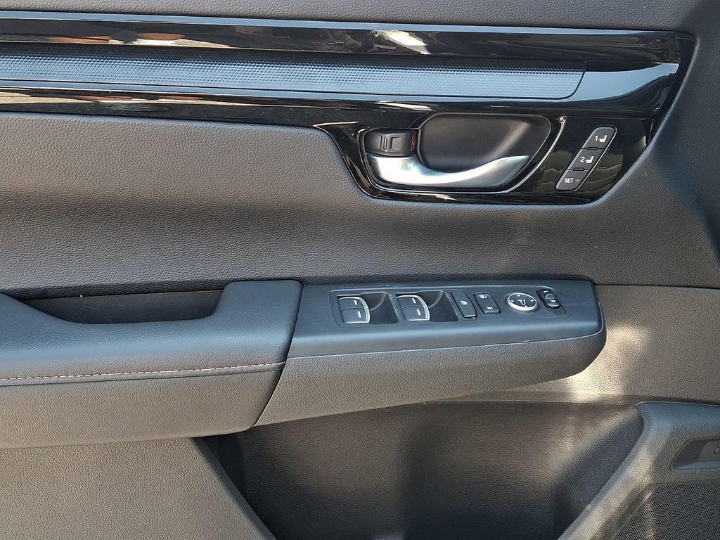 Used 2023 Honda CR-V Sport Touring image 13