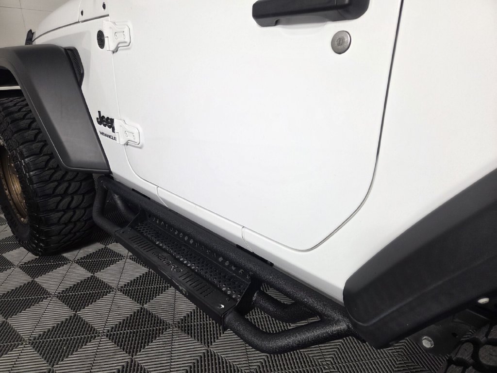 Used 2022 Jeep Wrangler Sport AWD/4WD image 11