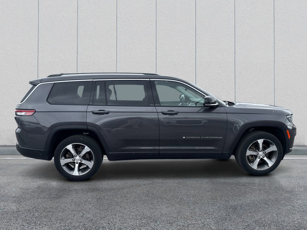 Used 2023 Jeep Grand Cherokee L Limited w/ Luxury Tech Group II AWD/4WD image 8