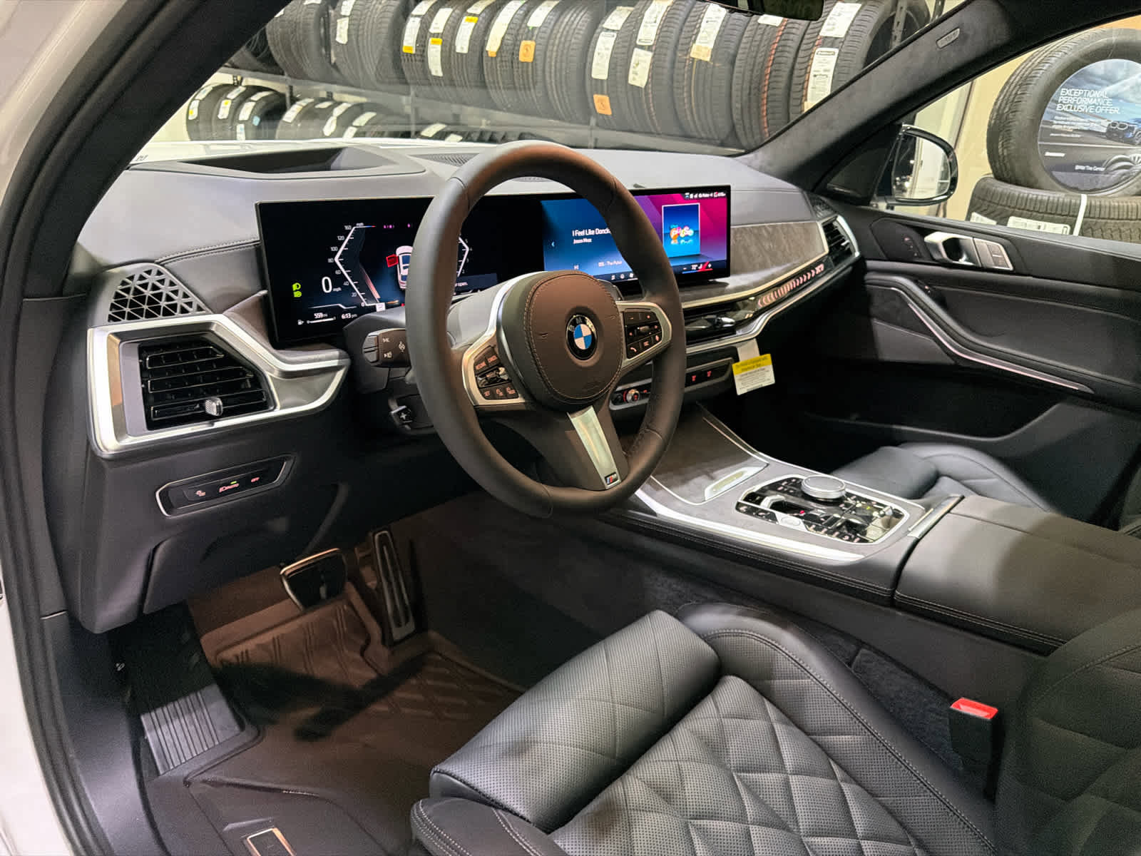 New 2026 BMW X7 xDrive40i w/ M Sport Package image 23