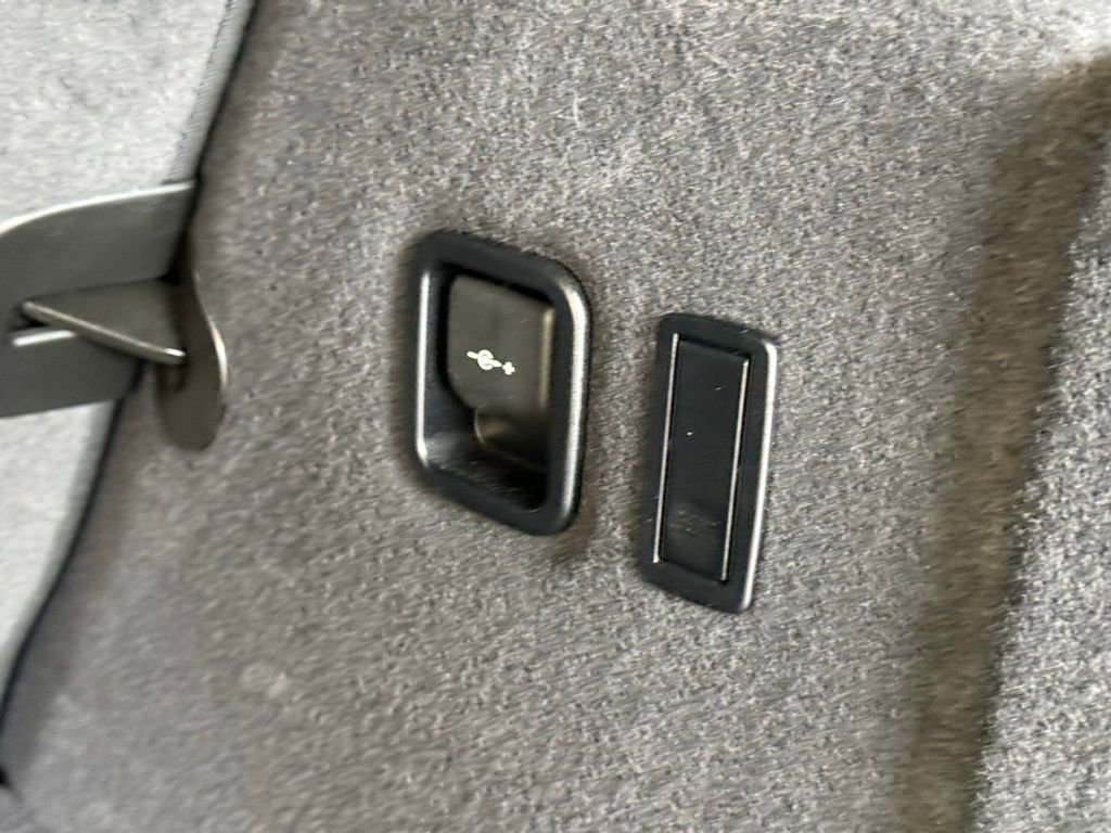 Used 2019 BMW X3 sDrive30i w/ Convenience Package image 6