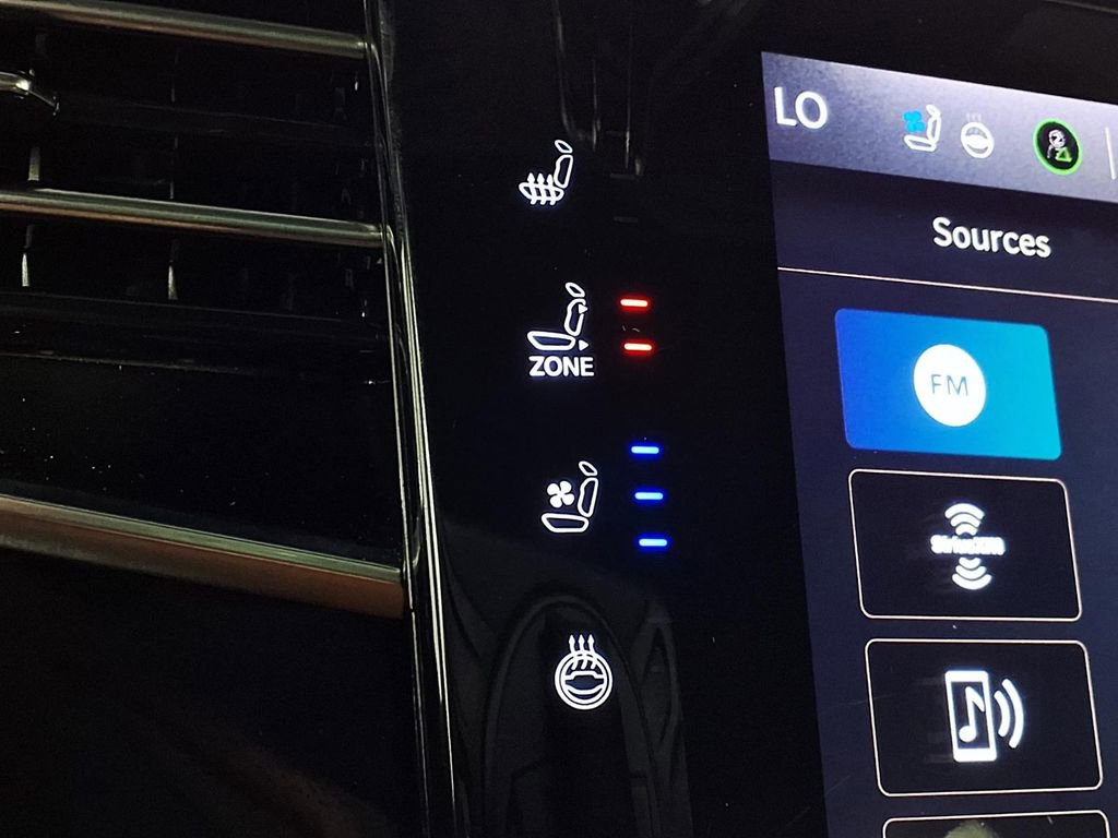 Used 2022 Jeep Grand Wagoneer Series II image 16