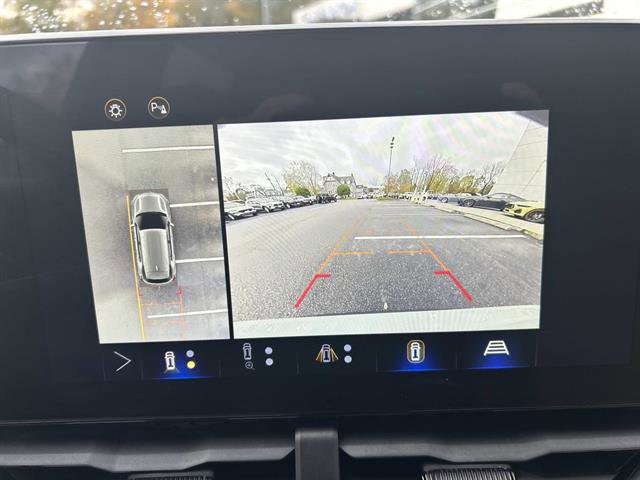 Used 2025 Chevrolet Equinox ACTIV w/ Safety and Technology Package image 30