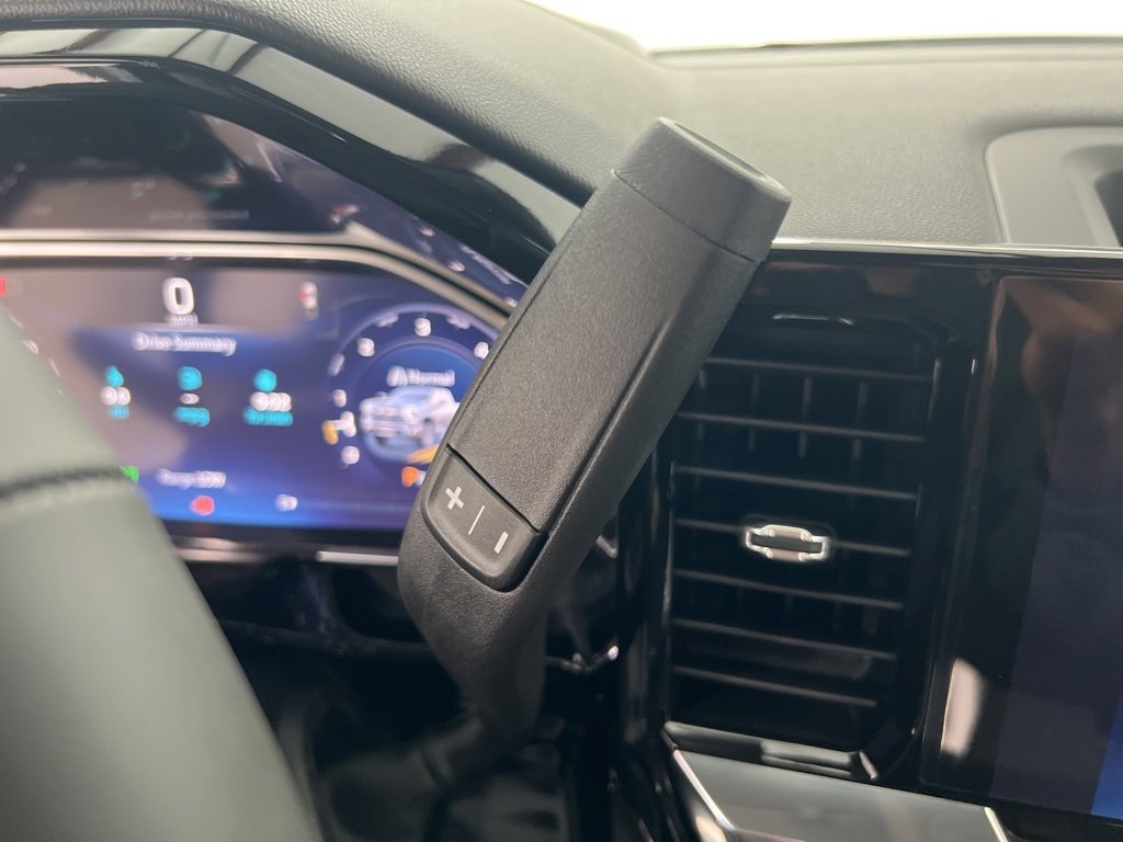 New 2026 Chevrolet Silverado 2500 LT w/ Z71 Chrome Sport Edition image 15