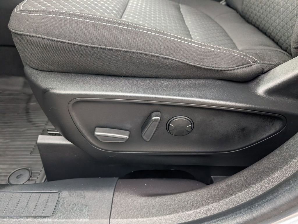 Used 2023 Ford Escape Active image 20