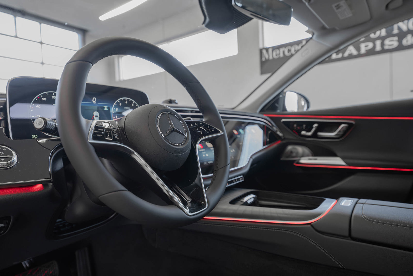 New 2025 Mercedes-Benz E 450 4MATIC All-Terrain Wagon image 6