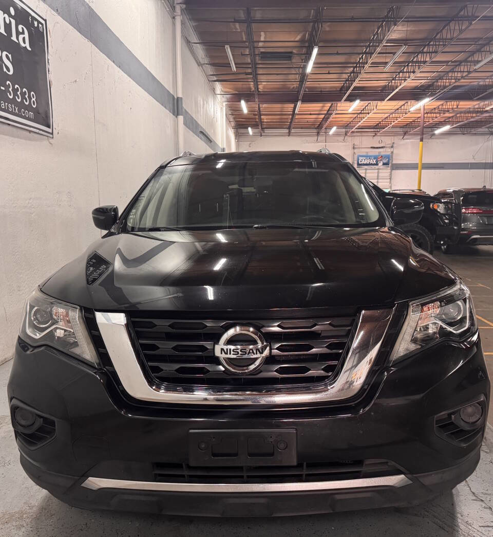 Used 2020 Nissan Pathfinder S image 3