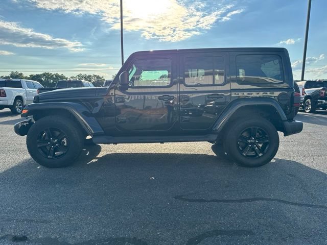Used 2022 Jeep Wrangler Unlimited Sahara AWD/4WD image 15