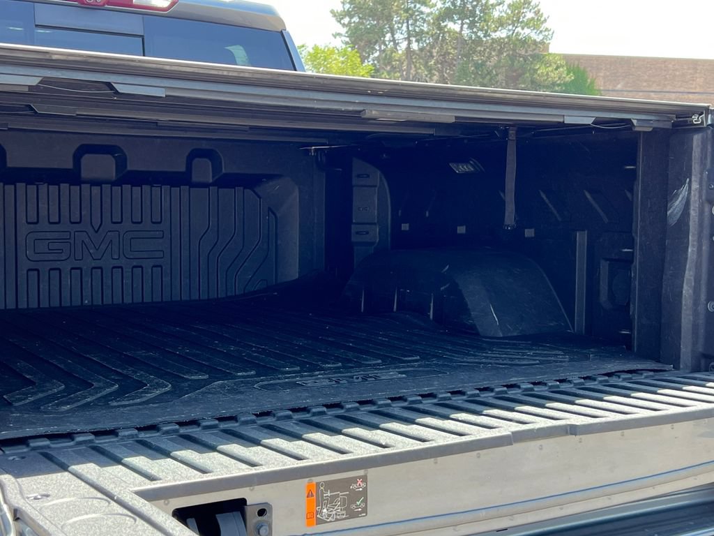 Used 2021 GMC Sierra 1500 AT4 w/ AT4 Premium Package AWD/4WD image 10