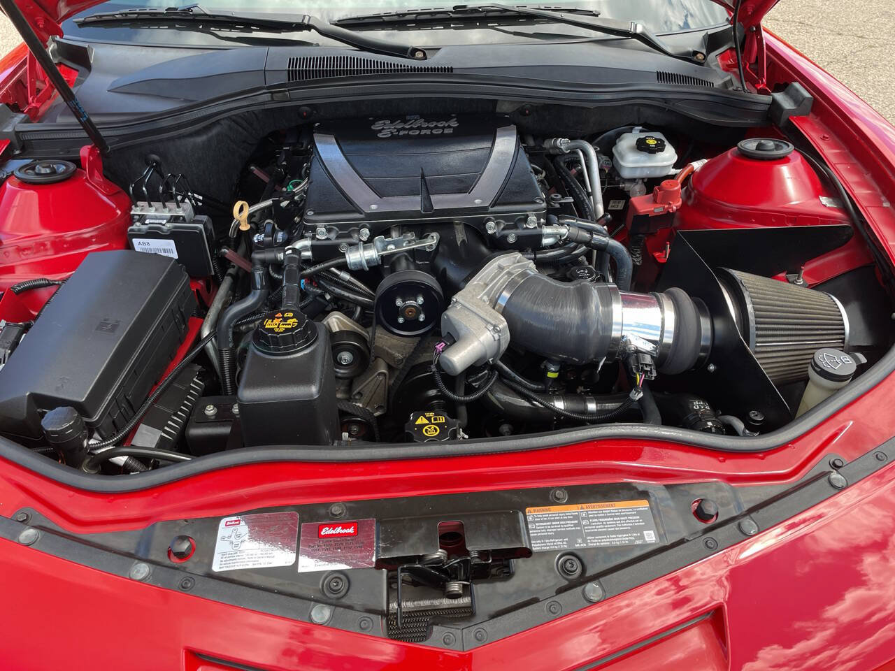 Used 2010 Chevrolet Camaro SS w/ LPO, Ground Effects Package RWD image 4