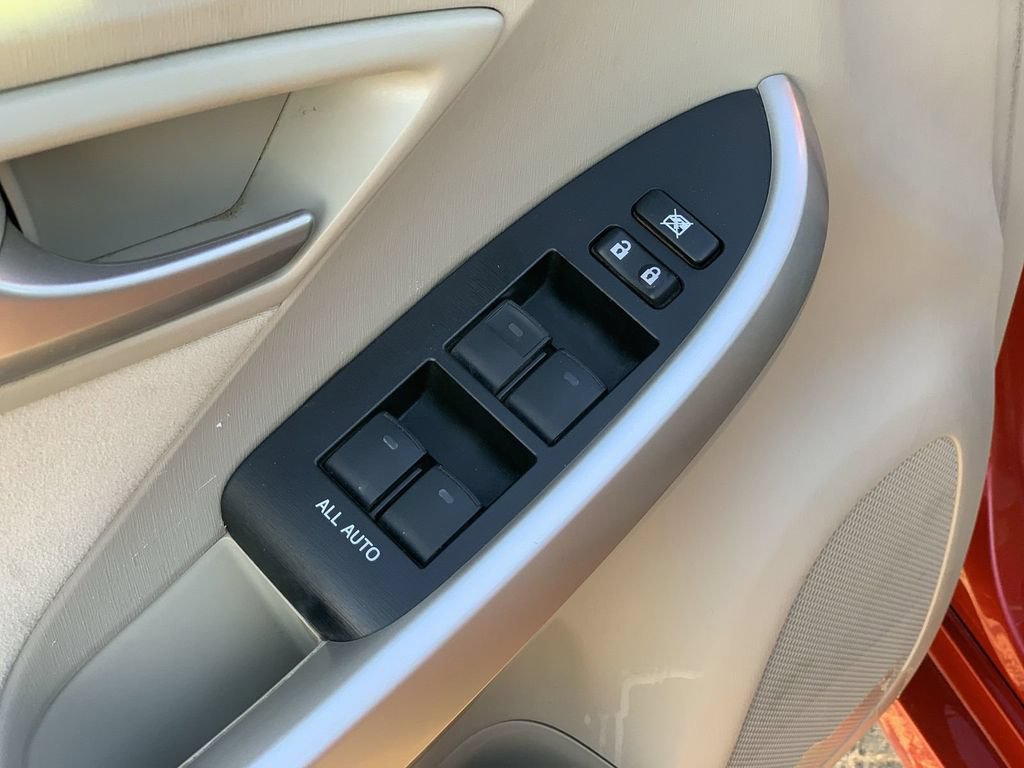 Used 2013 Toyota Prius Two FWD image 21