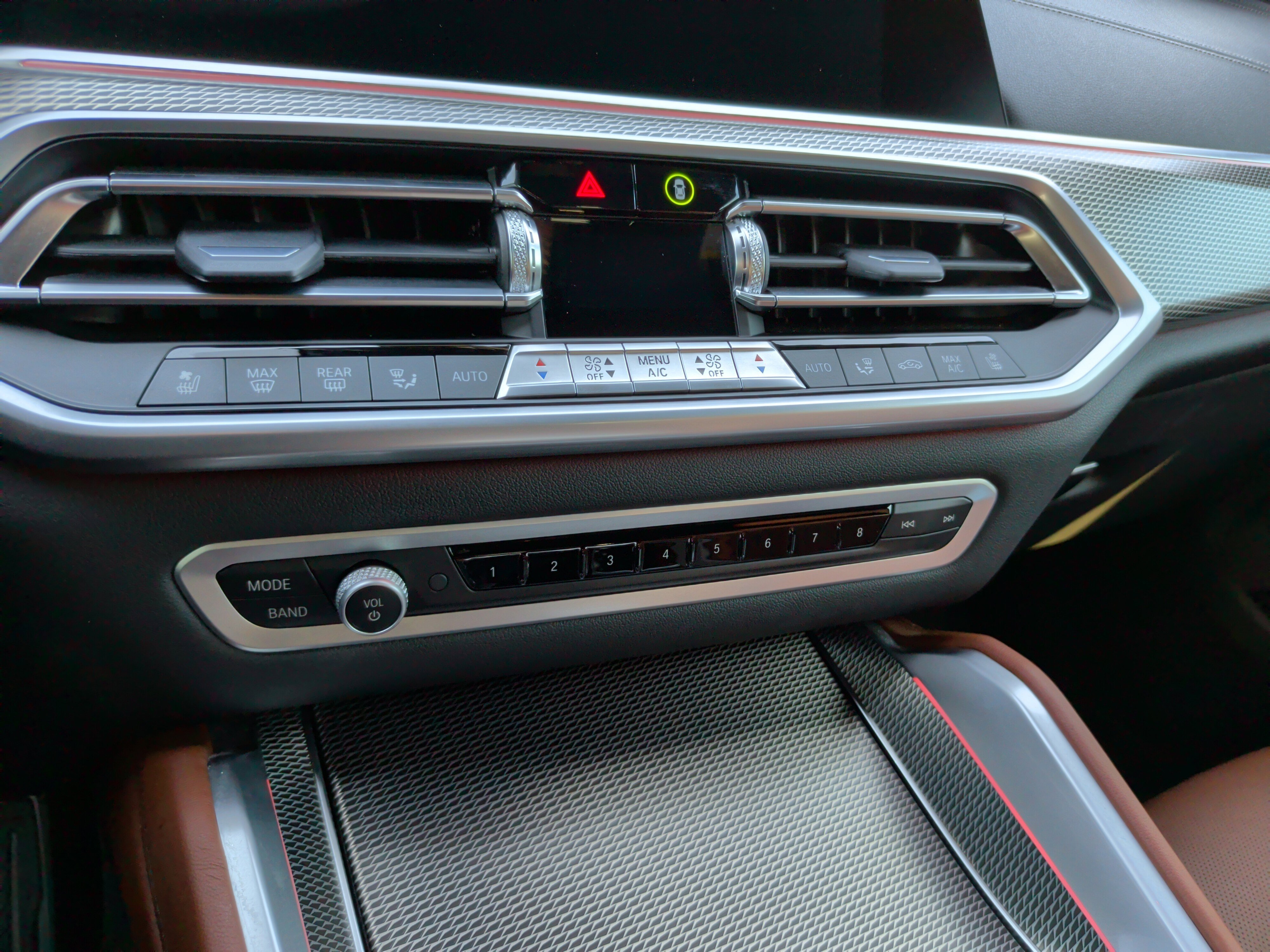 Certified 2023 BMW X6 M50i w/ Executive Package image 19