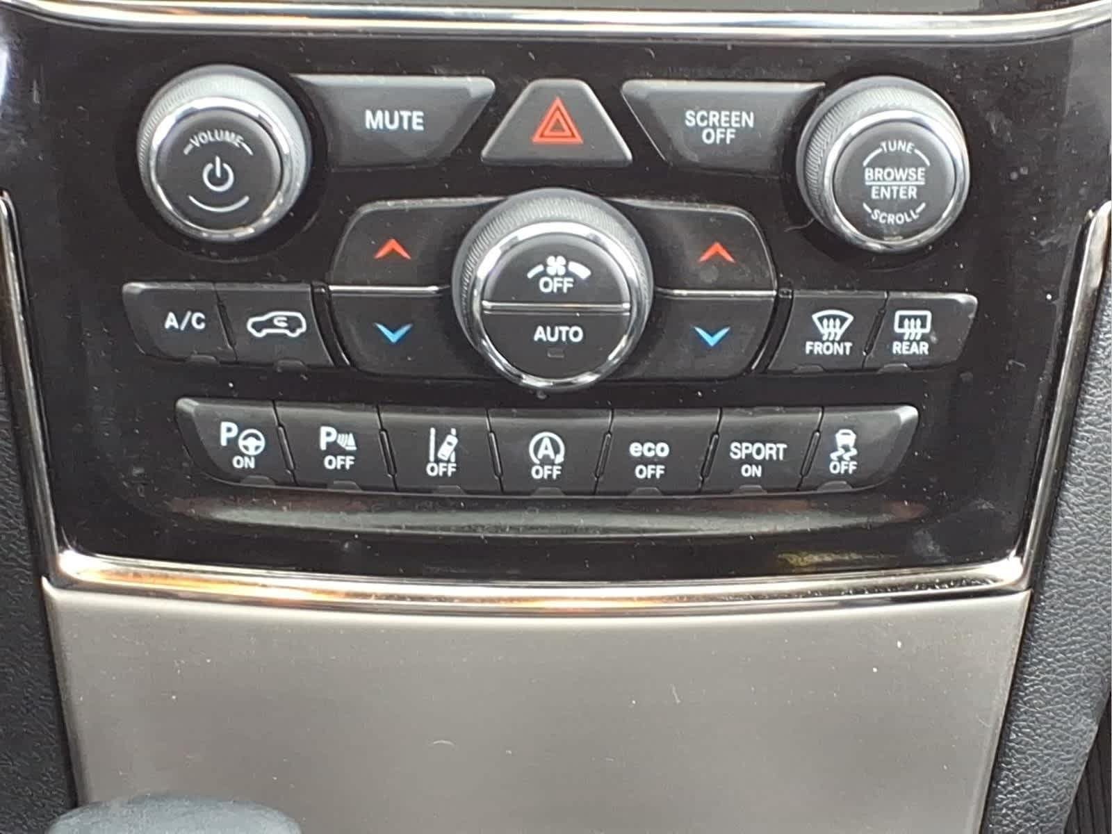Used 2021 Jeep Grand Cherokee High Altitude AWD/4WD image 25
