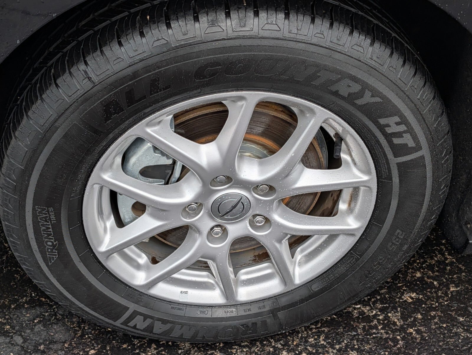 Used 2023 Chrysler Pacifica Touring-L FWD image 15