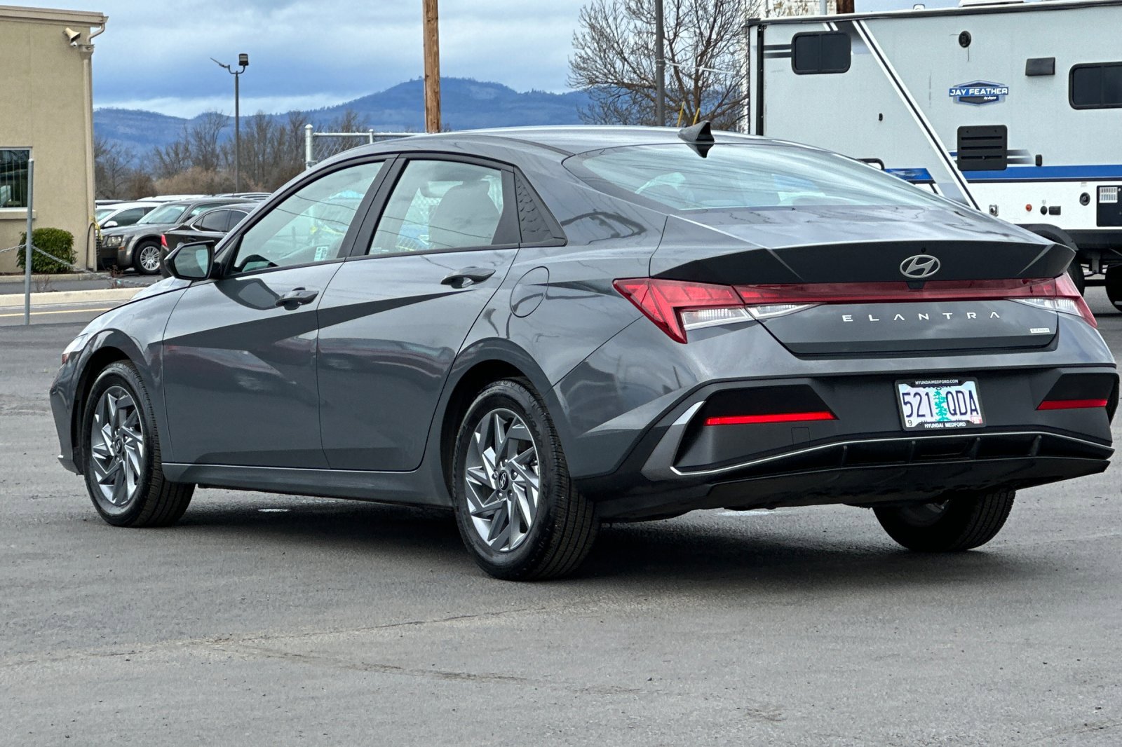 Certified 2024 Hyundai Elantra Blue FWD image 6
