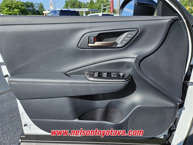 New 2026 Toyota Crown Platinum image 14
