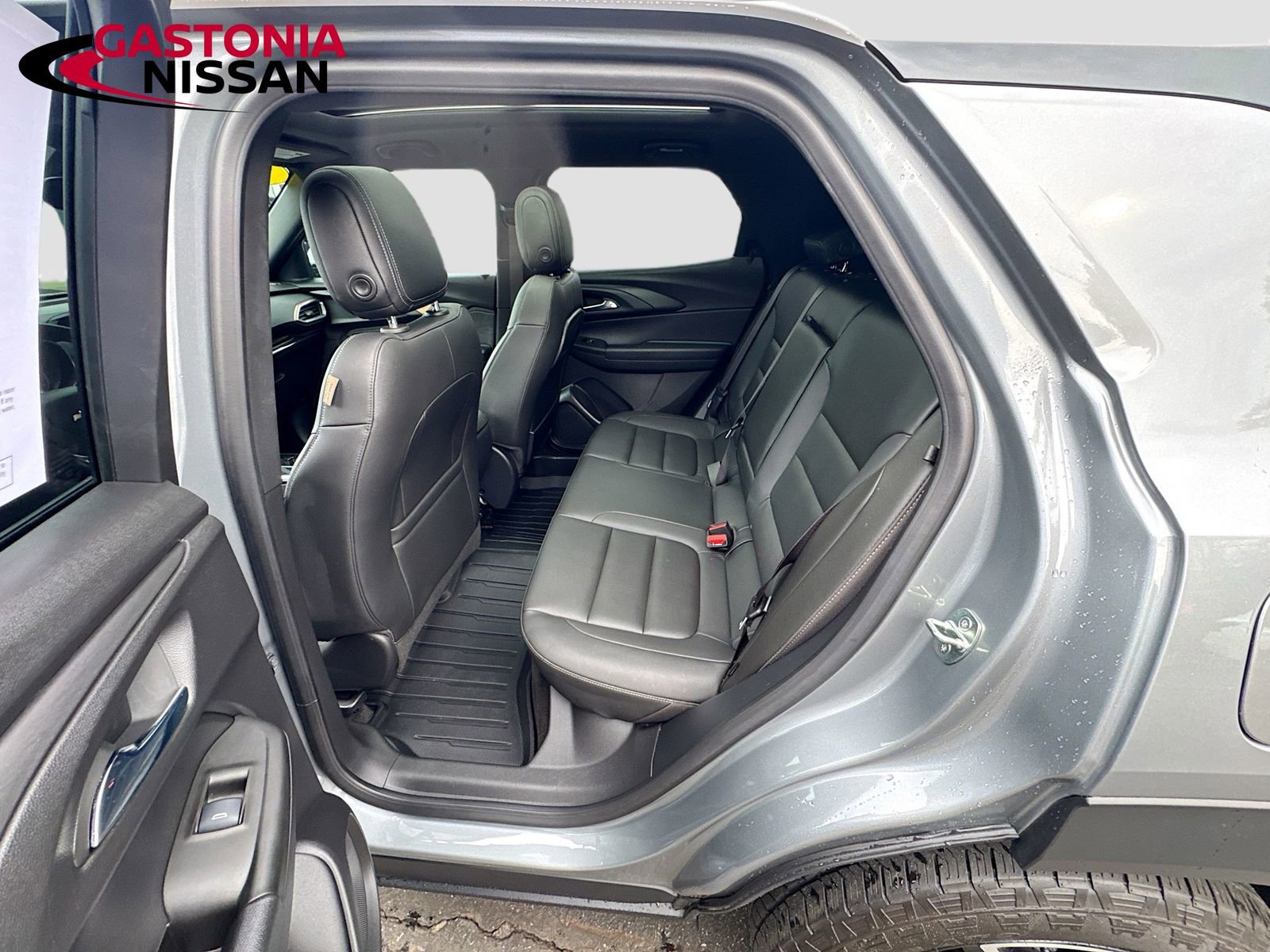 Used 2023 Chevrolet TrailBlazer ACTIV w/ Sun and Liftgate Package image 32