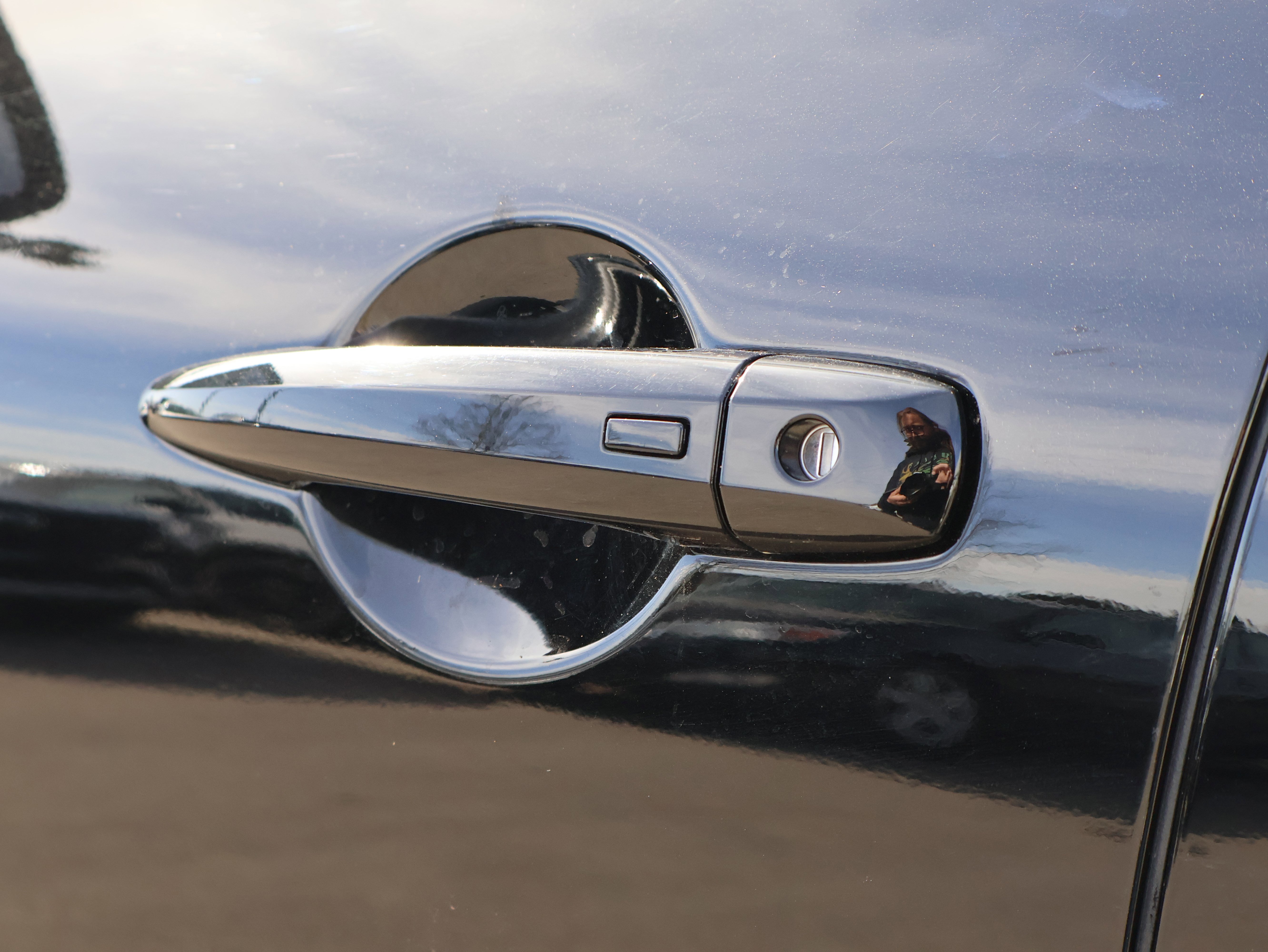 Used 2025 Nissan Pathfinder SL image 21