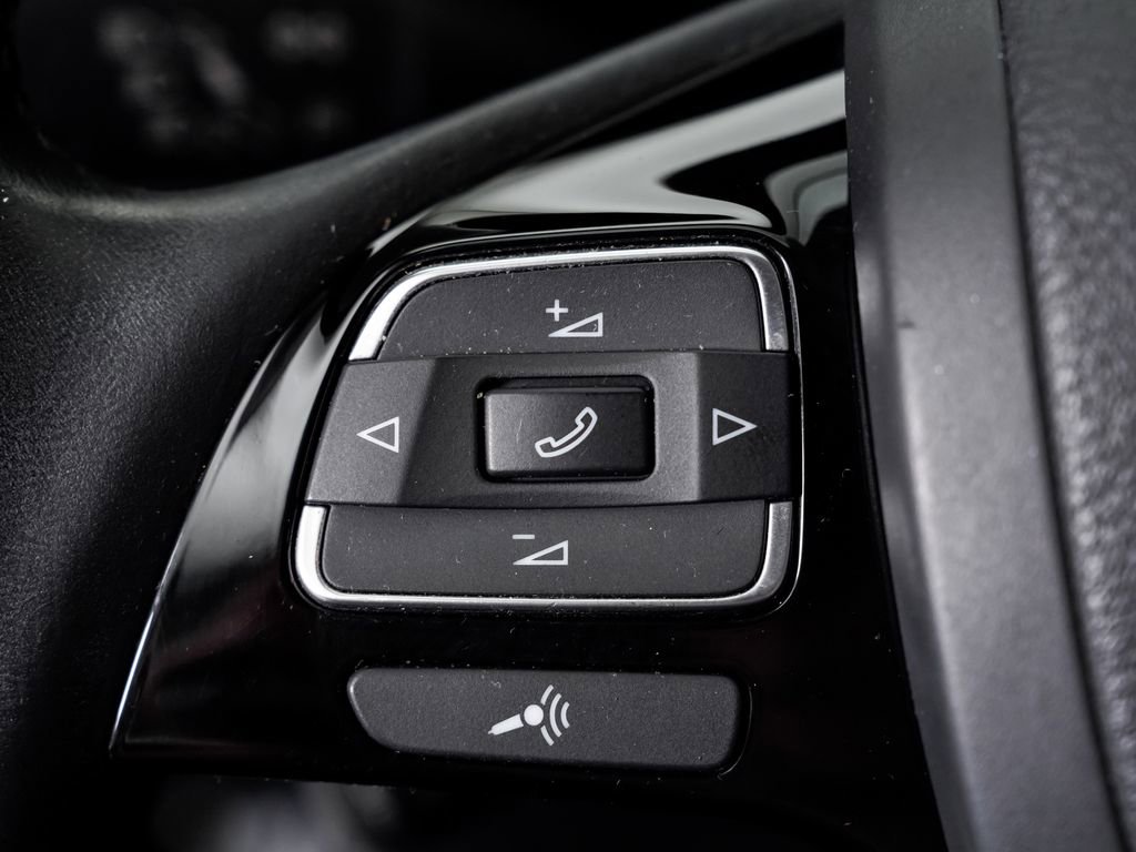 Used 2014 Volkswagen Touareg Sport AWD/4WD image 13