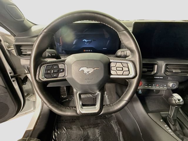 Used 2024 Ford Mustang Coupe RWD image 11