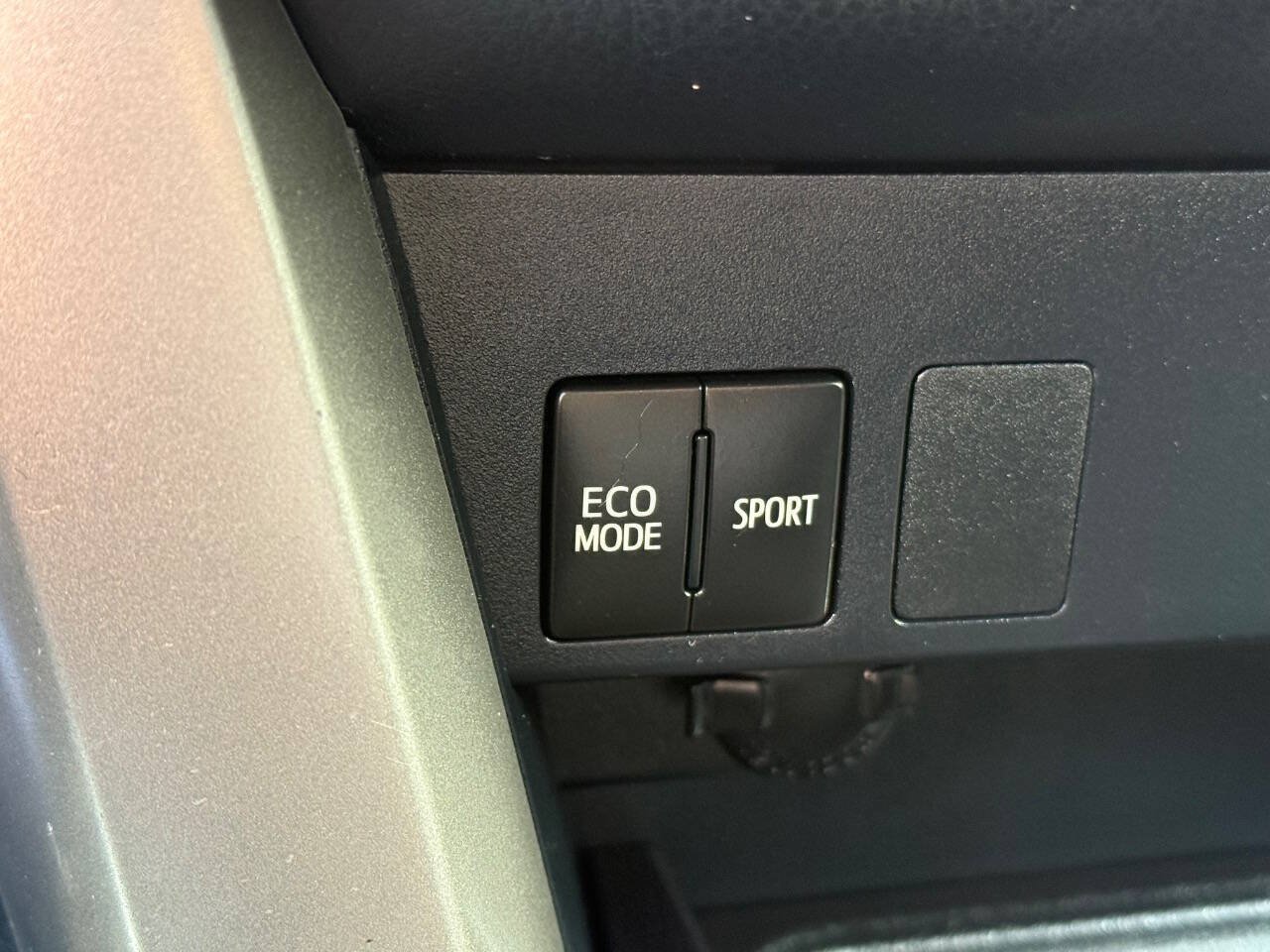 Used 2017 Toyota RAV4 LE w/ All Weather Liner Package FWD image 12