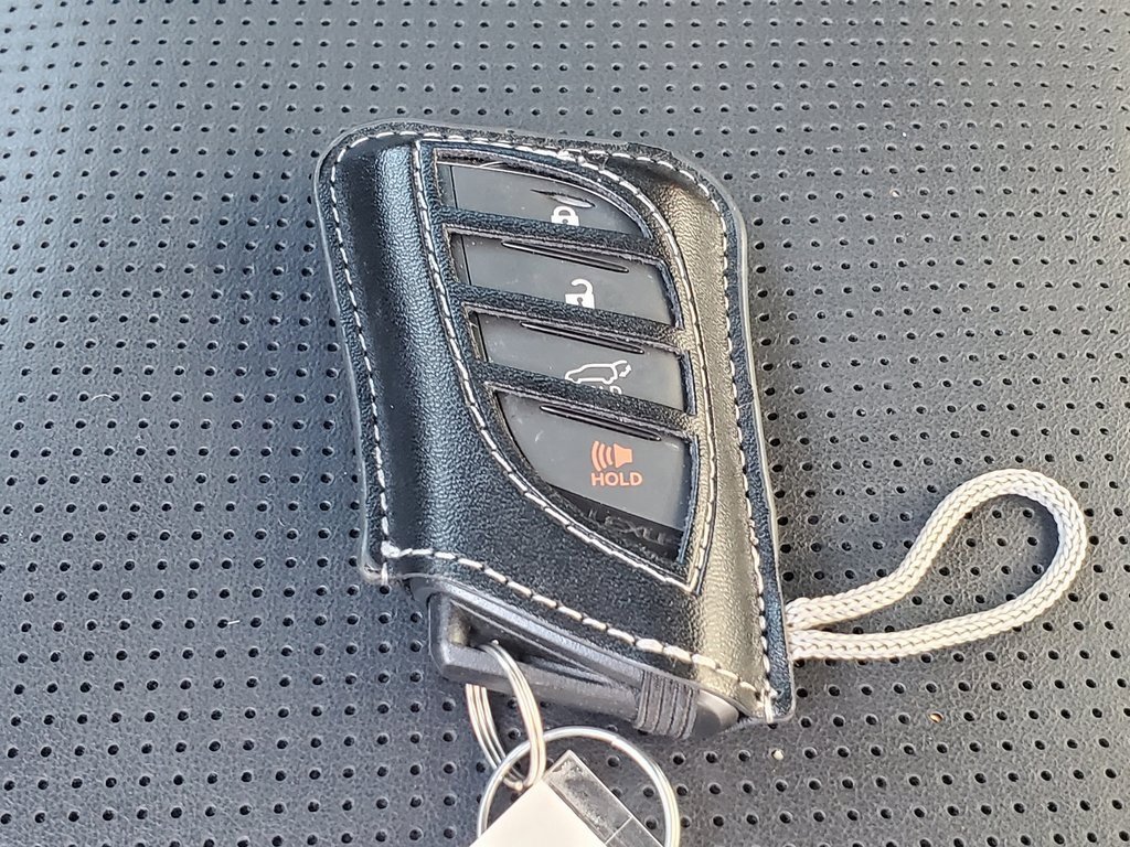 Used 2024 Lexus GX 550 image 40