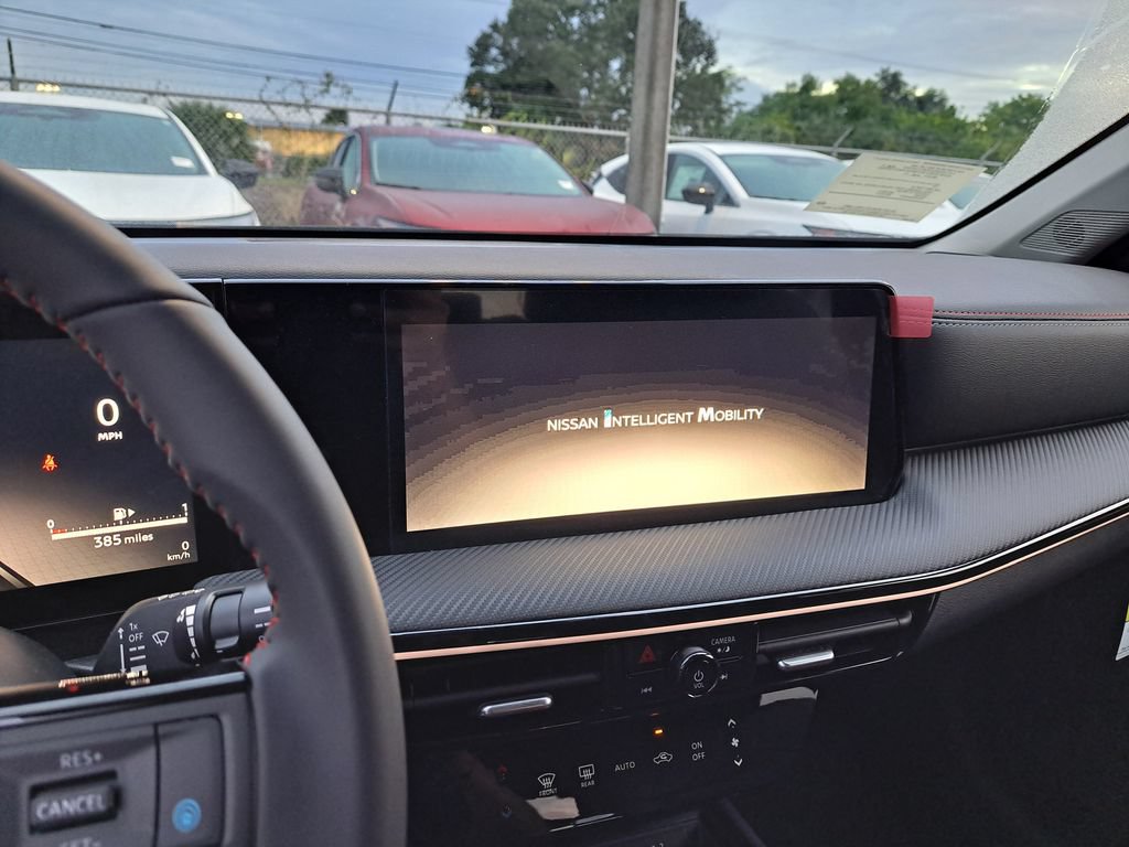 New 2026 Nissan Kicks SR FWD image 4