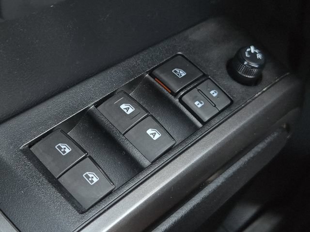Used 2019 Toyota Tacoma TRD Sport AWD/4WD image 26
