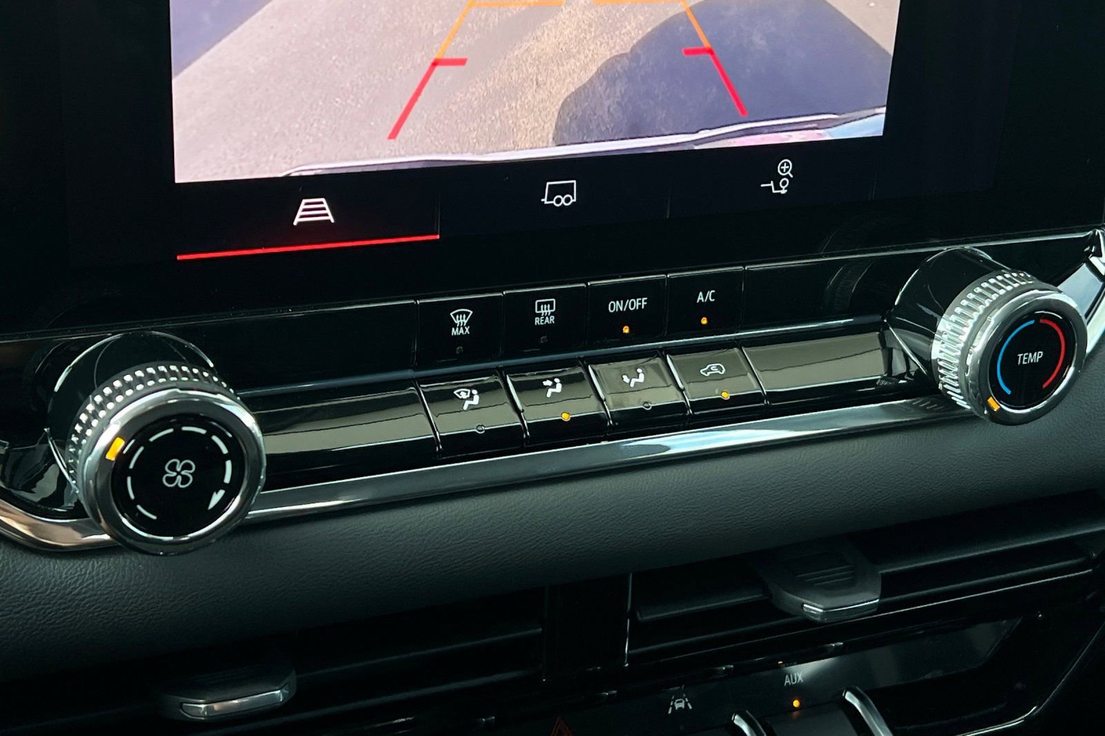 New 2026 GMC Canyon Elevation RWD image 19