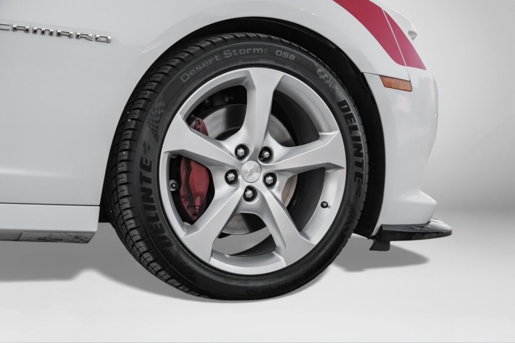 Used 2015 Chevrolet Camaro SS w/ Rear Vision Package image 51